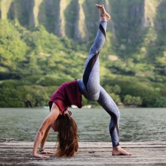 Lululemon Tranquil Tight Rio Mist Black White - Picture 2 of 8